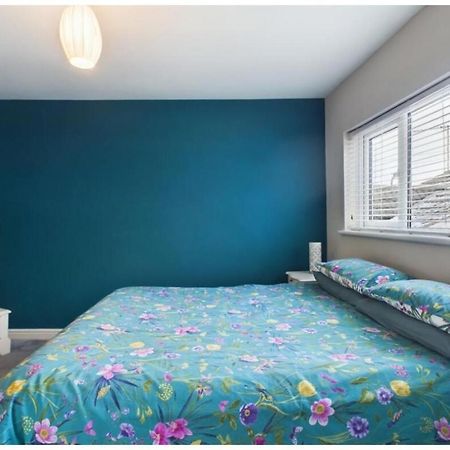 Tallets Apartment With Balcony & Parking Tewkesbury Esterno foto